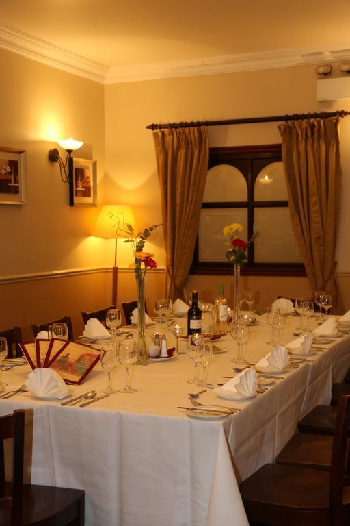 Gullane'S Hotel Баллинасло Экстерьер фото